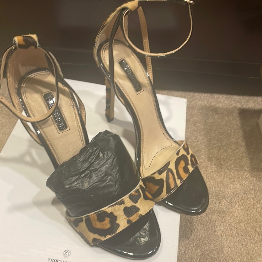 TOPSHOP leopard print/patent sandals